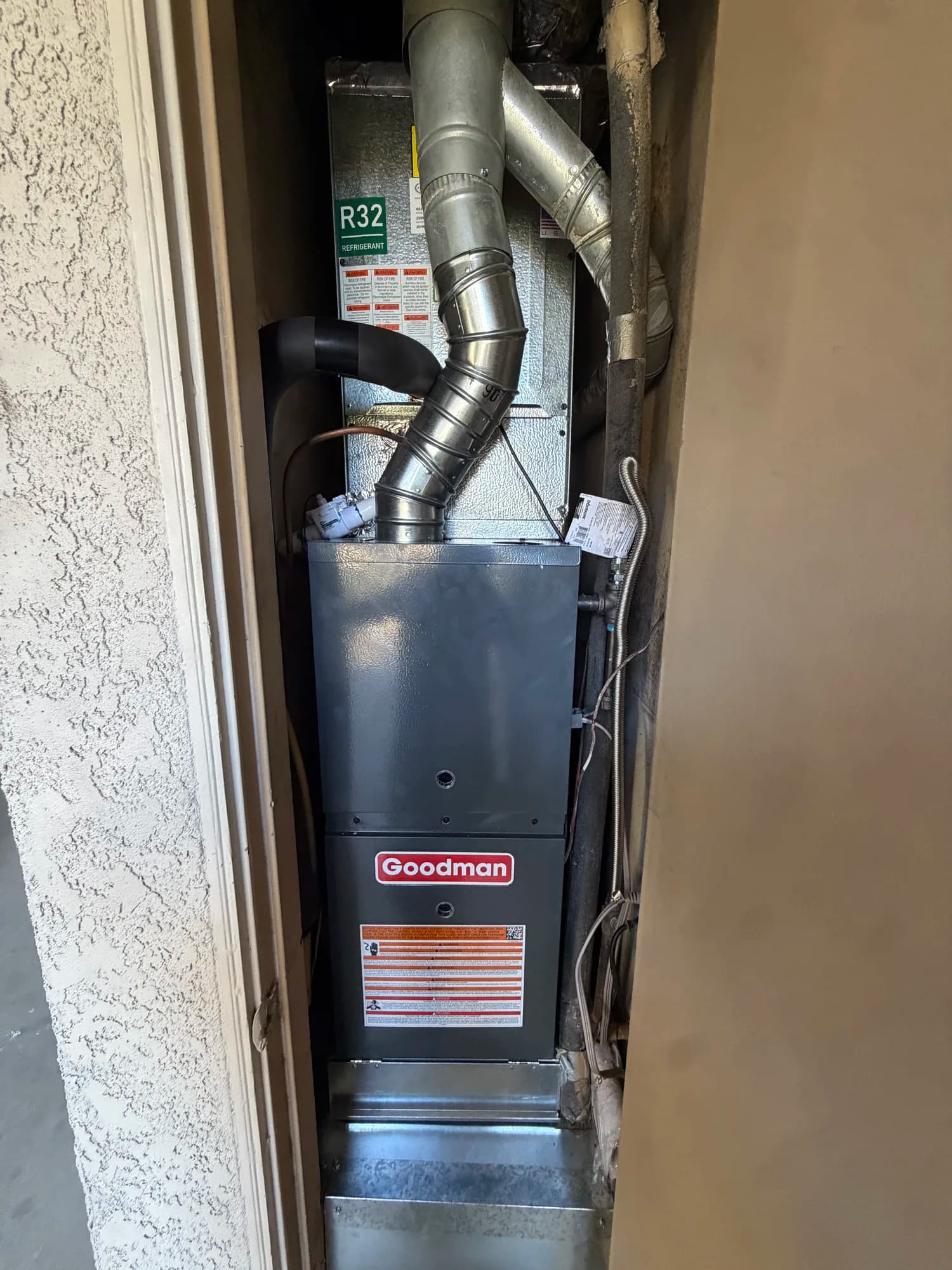 Goodman R32 system installed in closet